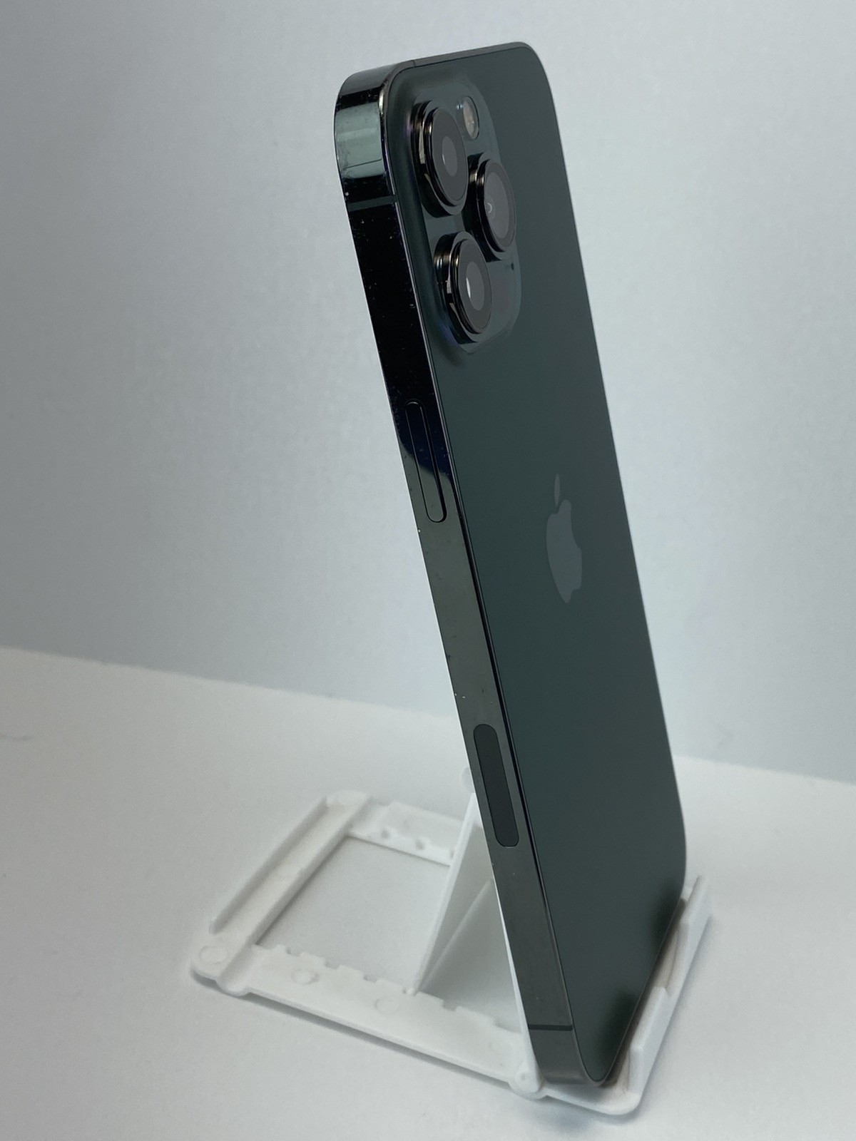Apple iPhone 13 Pro Max A2484 128GB Alpine Green 96% battery health Unlocked