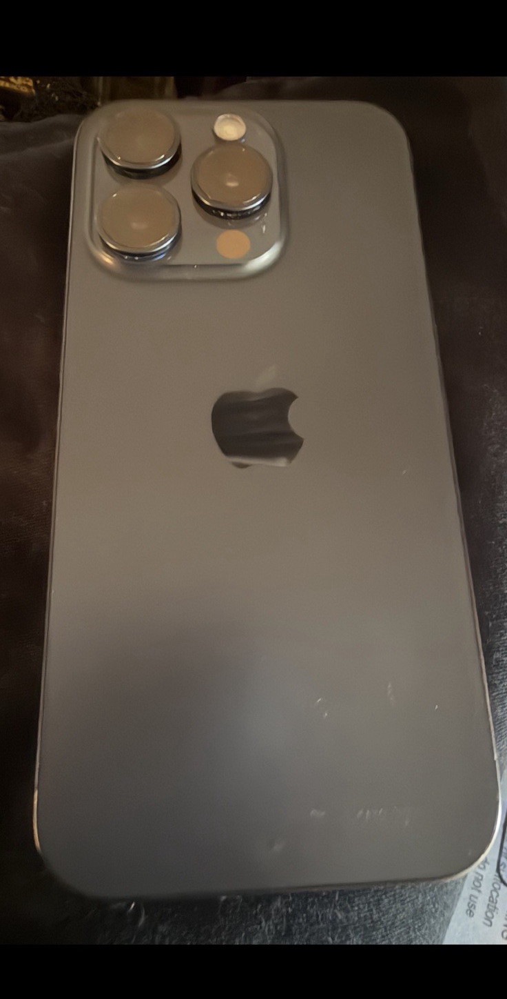 Apple iPhone 15 Pro Gray Bar Smartphone 48MP Triple Rear Camera