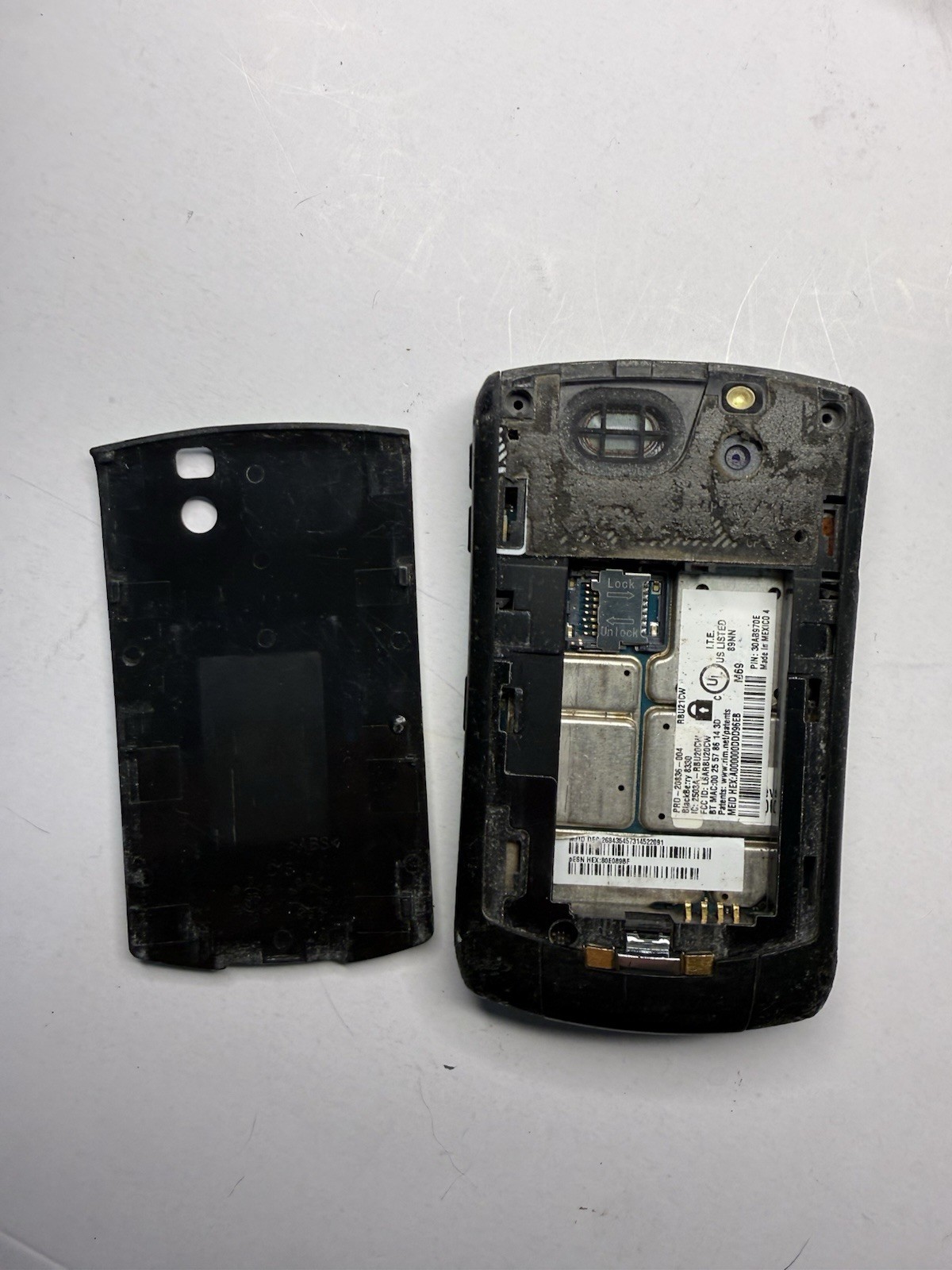 BlackBerry Curve 8330 Lime Green Smartphone For Parts Read