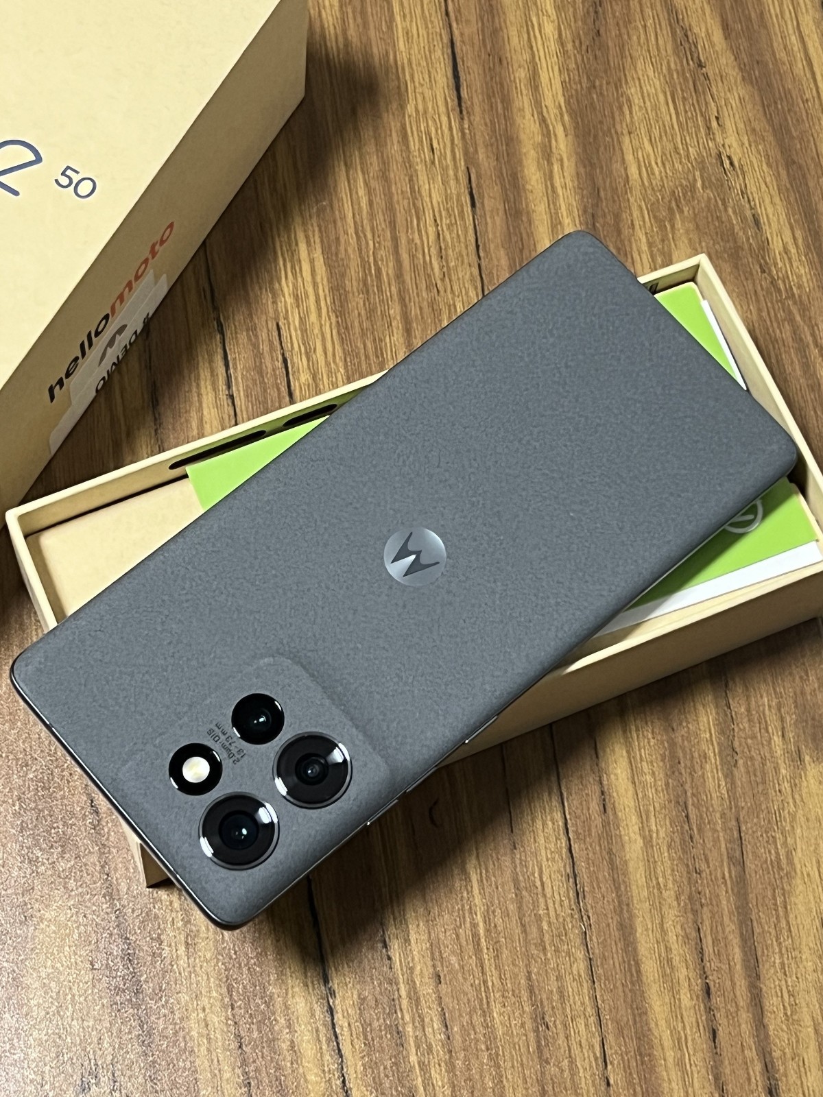 Motorola Edge 50 5G, XT2407-1 (Koala Gray 256GB, 12GB RAM) Factory Unlocked