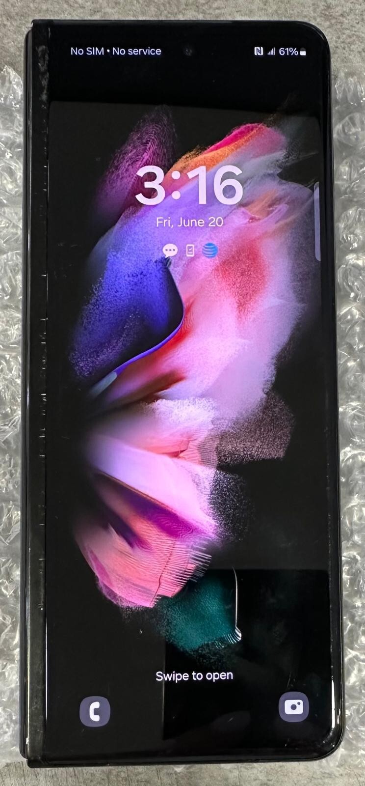 AS-IS Samsung Galaxy Z Fold3 SM-F926U – 512GB – Phantom Silver Damaged