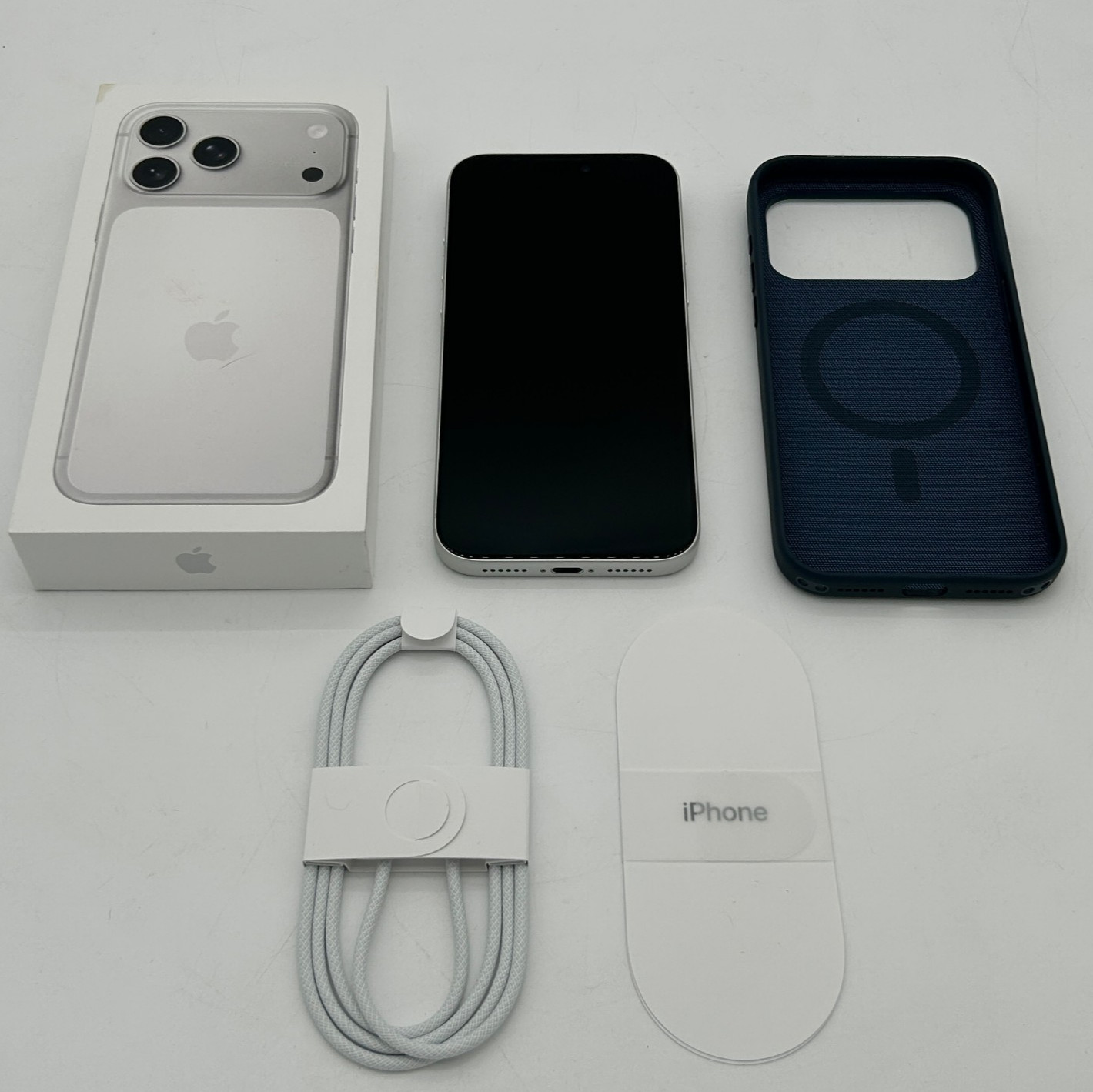 Apple iPhone 17 Pro Max 256GB Silver Unlocked A3257 – Excellent