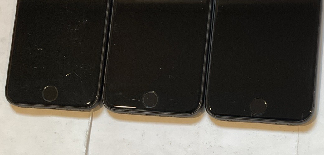THREE WEAK BATTERY USED GSM UNLOCKED APPLE iPhone 8, 64GB A1905 MQ6V2LL/A PHONES