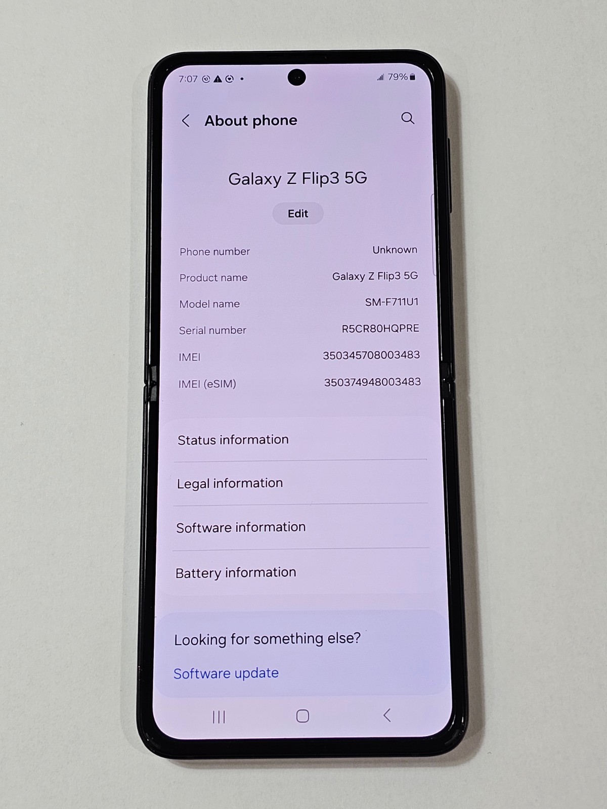 Samsung Galaxy Z Flip3 5G SM-F711U 128GB Phantom Black Factory Unlocked Phone