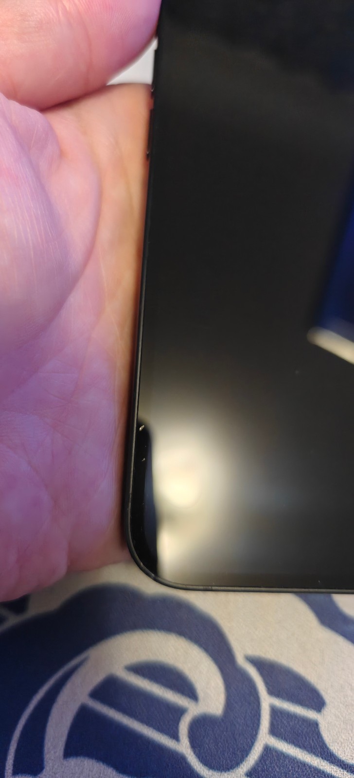 Apple iPhone 16e – 128 GB – Black (AT&T Locked!) Used with minor cosmetic dings