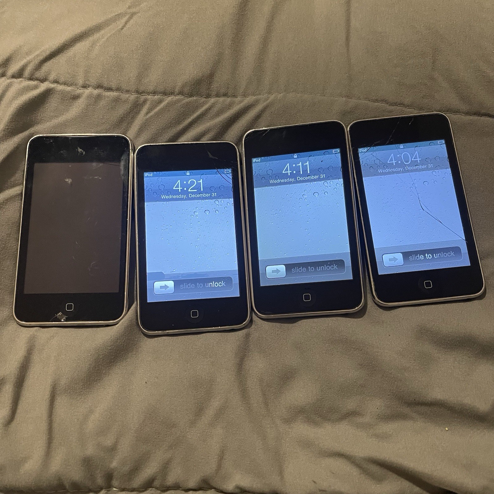 Lot of 4 Apple iPod Touch 2nd Generation 8GB/16GB A1288