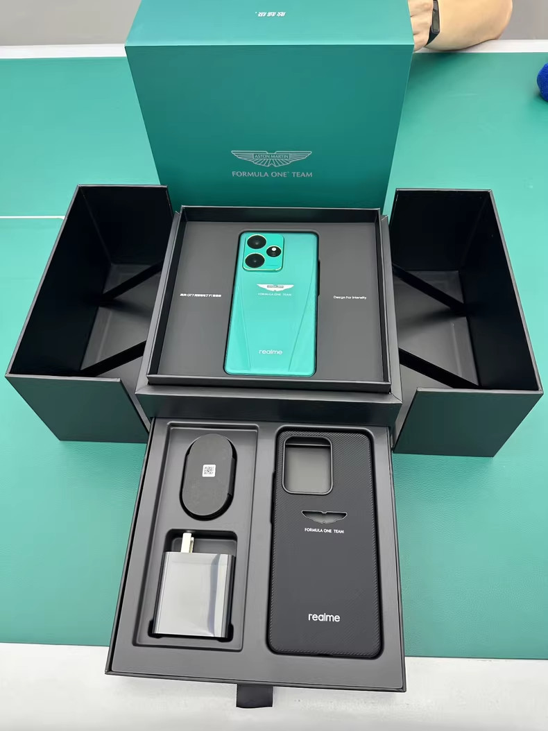 Realme GT 7 “Aston Martin” Dream Limited Edition 24G + 1TB Unlocked
