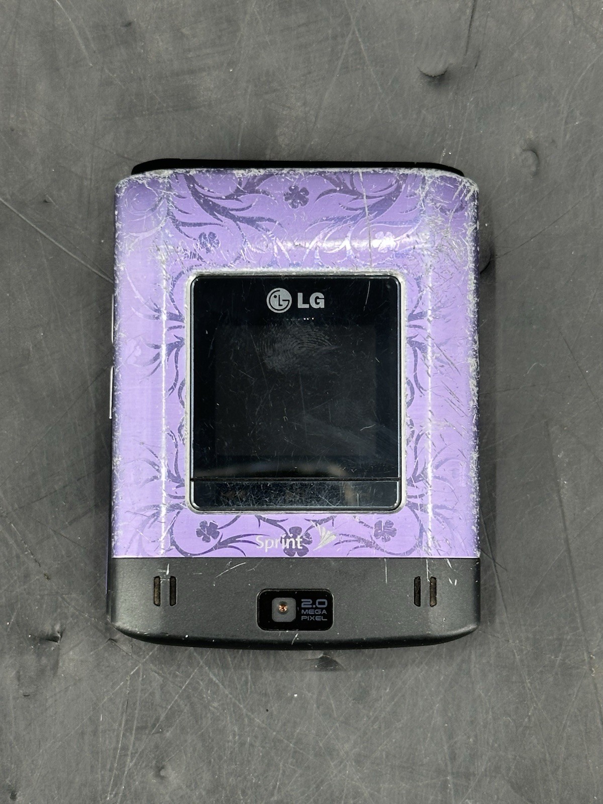 LG Lotus Rare Vintage Sprint Flip Phone QWERTY – Works –READ