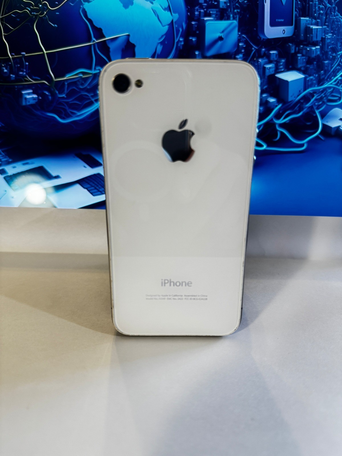 Apple iPhone 4s – 16 GB – White (Unlocked)