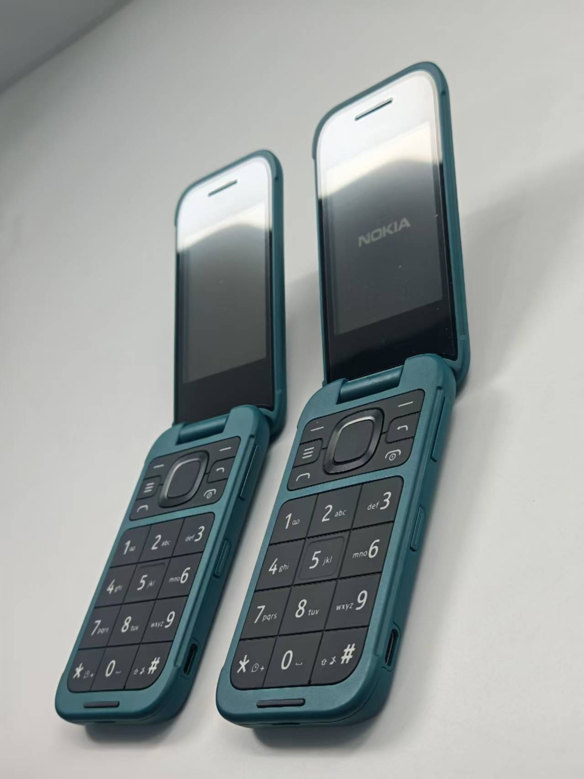 Nokia 2780 Flip 4G Single SIM phone Unlocked NEW