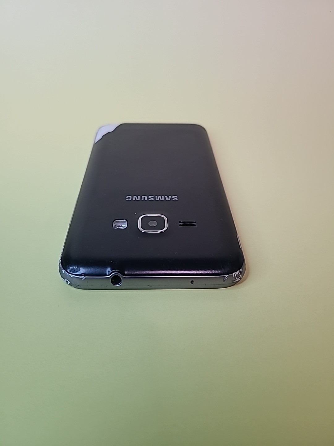 Samsung Galaxy Luna SM-S120VL TracFone 8GB Black – Works Great