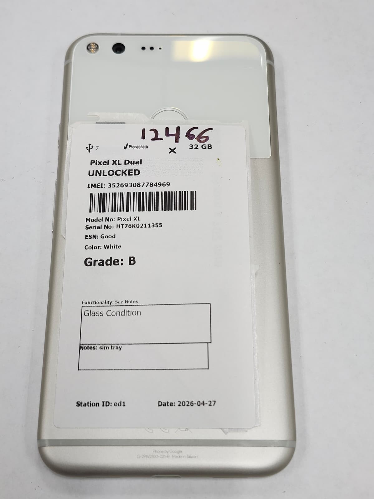 DEFECTIVE – Google Pixel XL – 32 GB – Silver – Unlocked – G011C – 12466