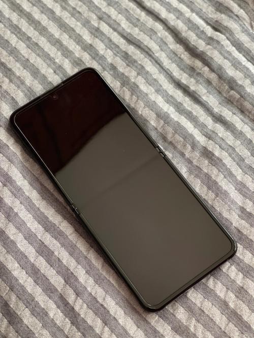 SAMSUNGGALAXY Z FLIP 3 5G SM-F711U 128GB UNLOCKED Smartphone OPEN BOX black