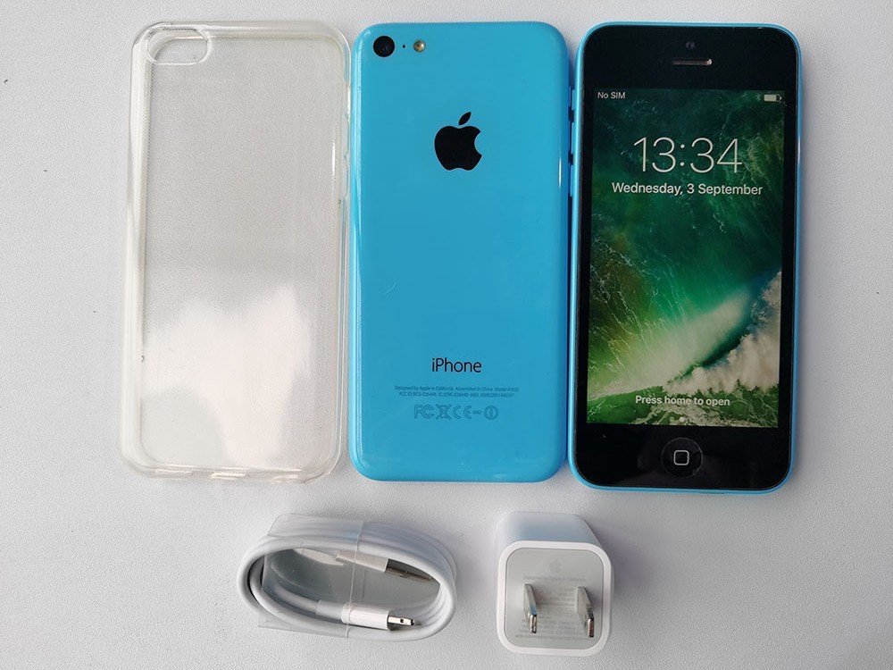 Apple iPhone 5c – 8 GB / 16 GB / 32GB – Blue (Unlocked) Good Condition Collect