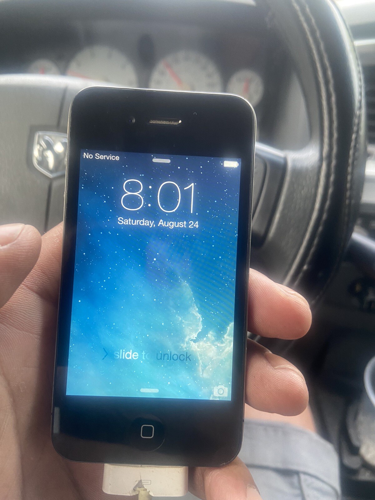 Apple iPhone 4/8GB – Black (AT&T) 2010. Good Condition.