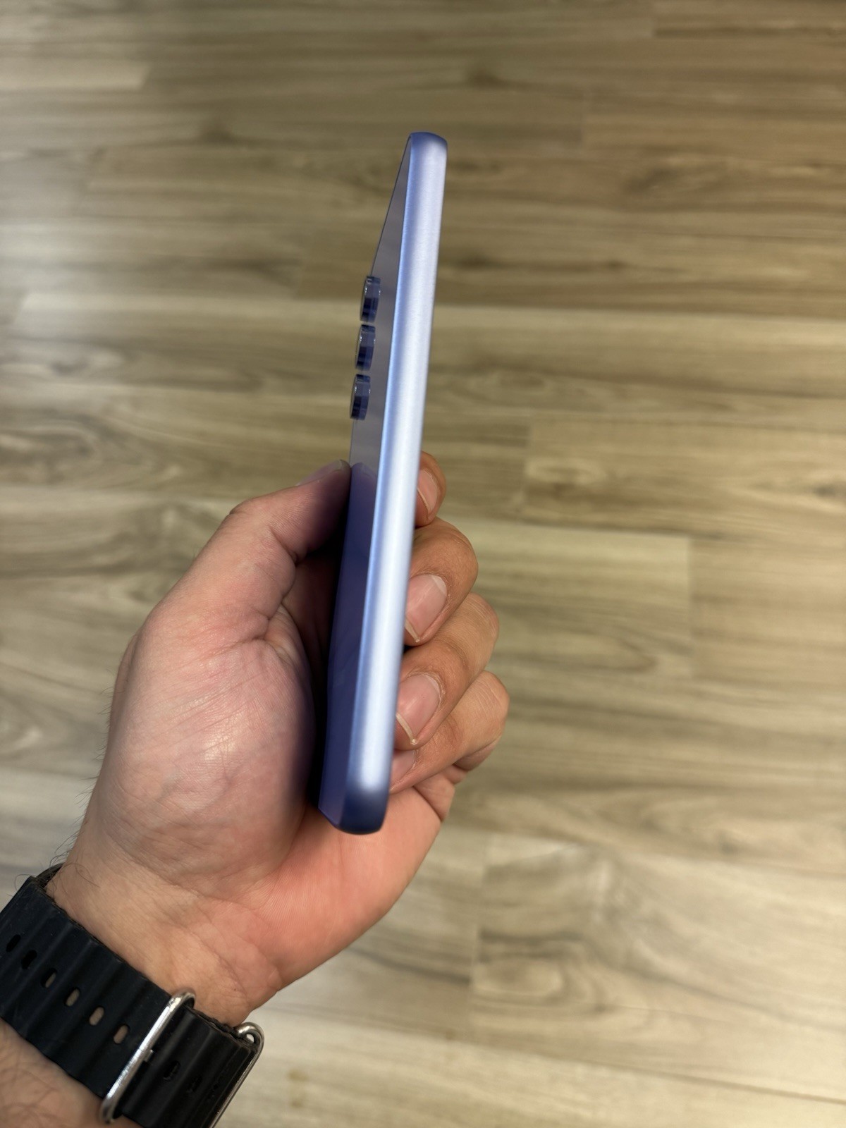 Samsung Galaxy A54 5G – Awesome Violet – Unlocked 128 GB – Near Mint Condition