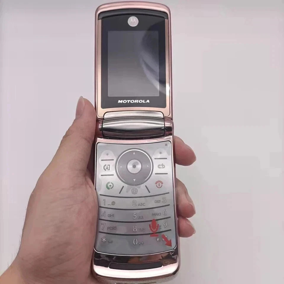 Original Motorola RAZR2 V9 Unlocked 3G HSDPA Flip Cellphone Bluetooth Java 2MP