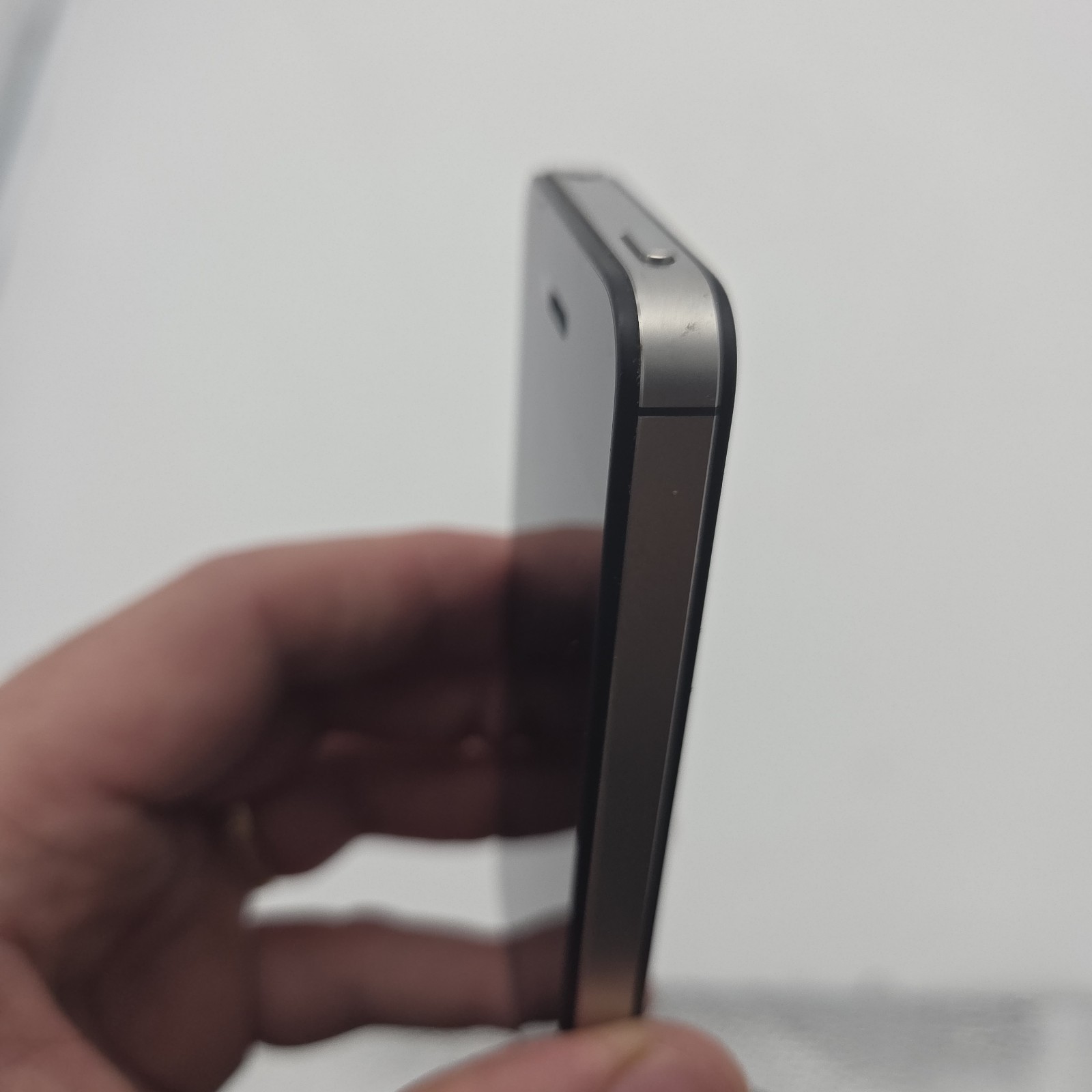 APPLE IPHONE 4 Black MODEL A1349 Untested – Excellent Used Condition