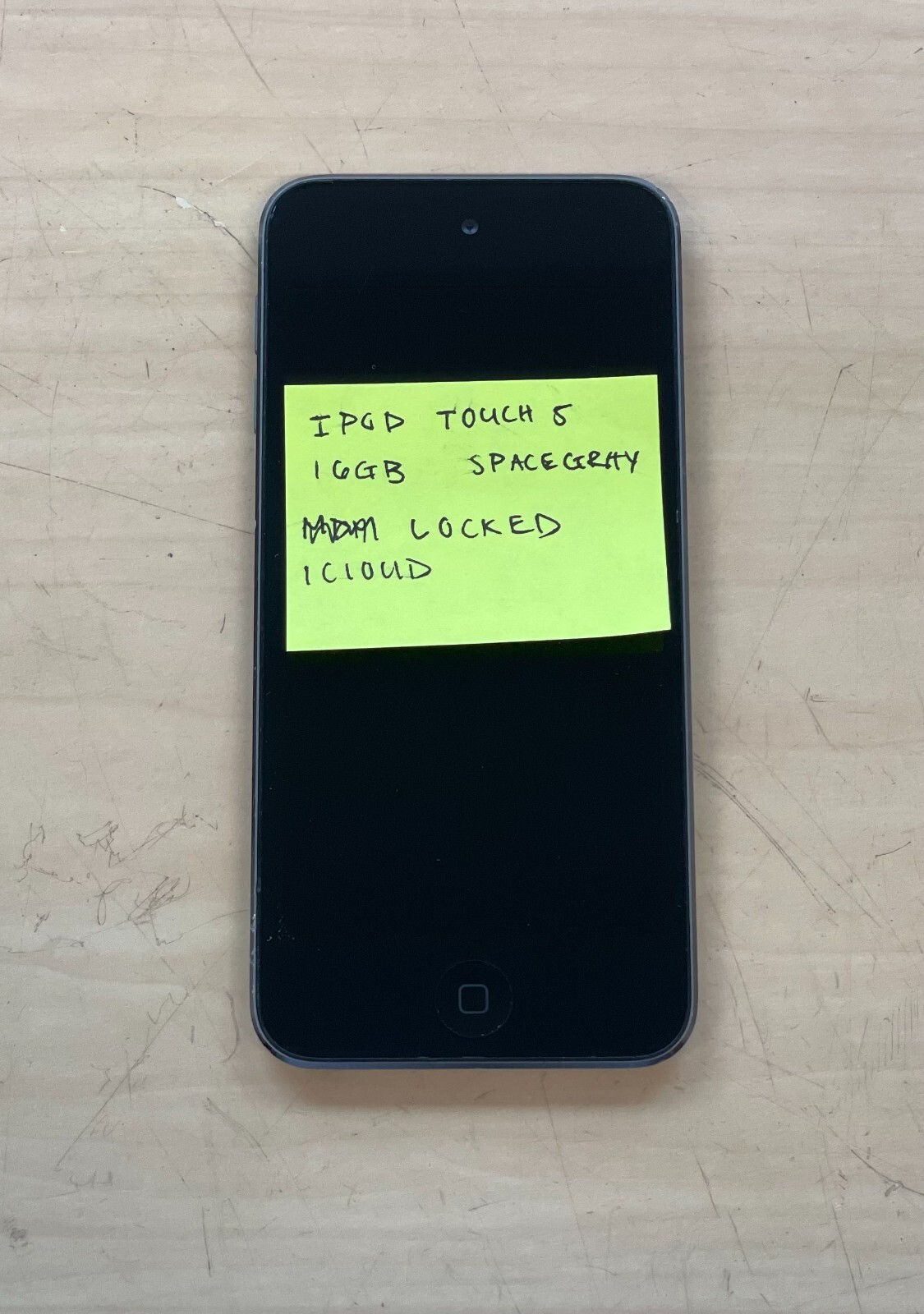 Lot of 12 Apple iPod Touch – PLEASE SEE DETAILS (090)