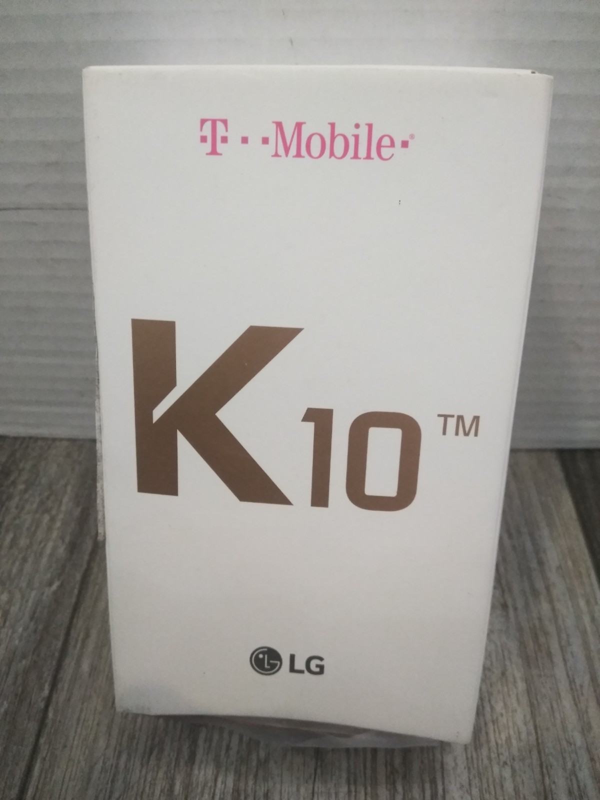 NEW LG T-MOBILE K10 – 16GB – Gold – CELL-PHONE (READ)