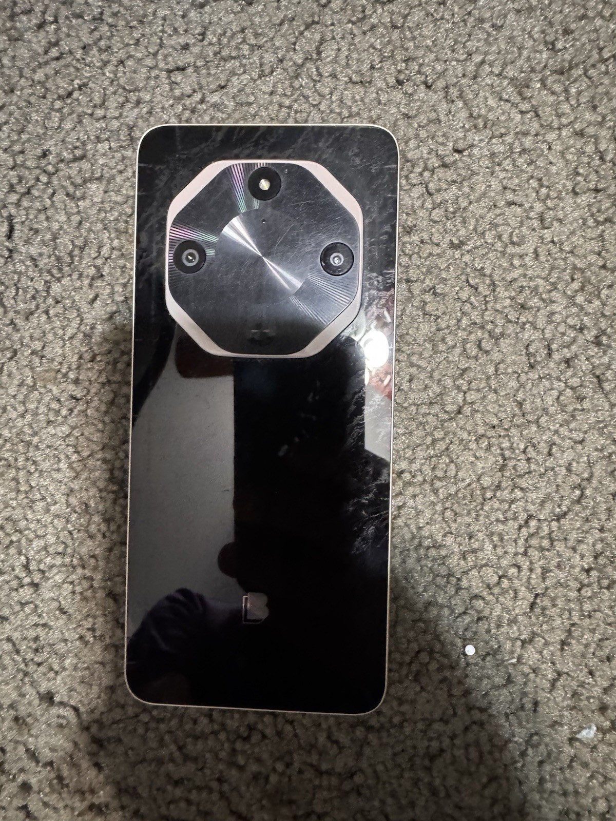 BLU G75 smartphone ,256GB Unlocked G1170WW 6.88″android 15, Black-for parts