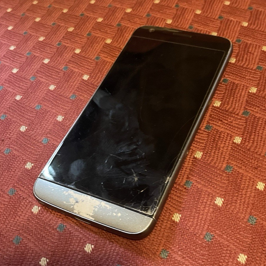 LG G5 H820 32GB Gray 5.3in 13MP Android Smartphone AT&T/Sprint