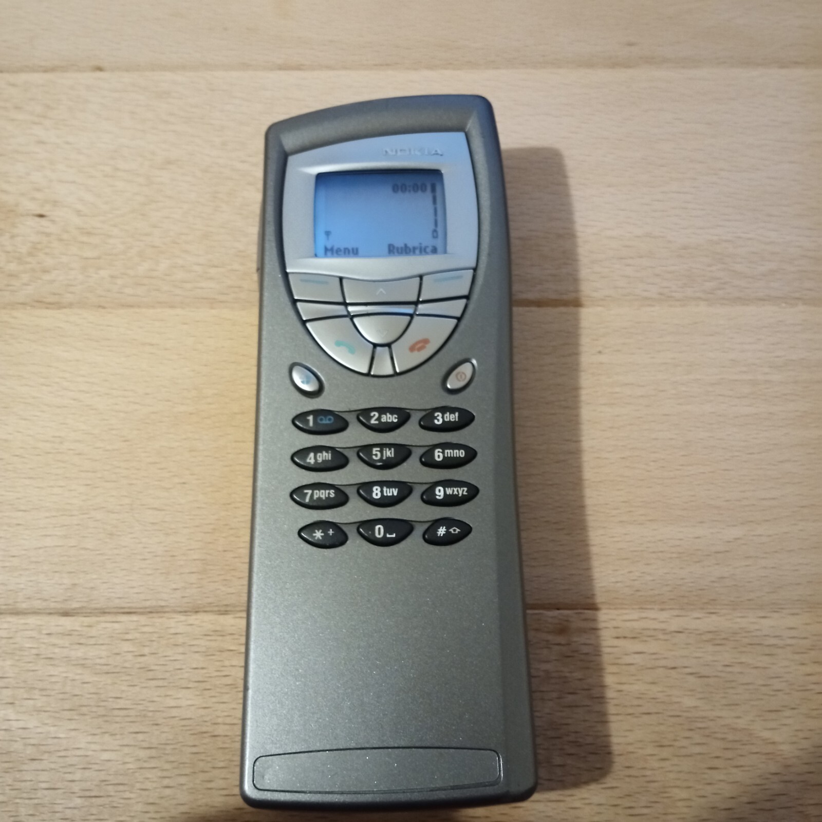 NOKIA COMMUNICATOR 9210 ITALIAN LANGUAGE COMPLETE WITH BATTERY!!!