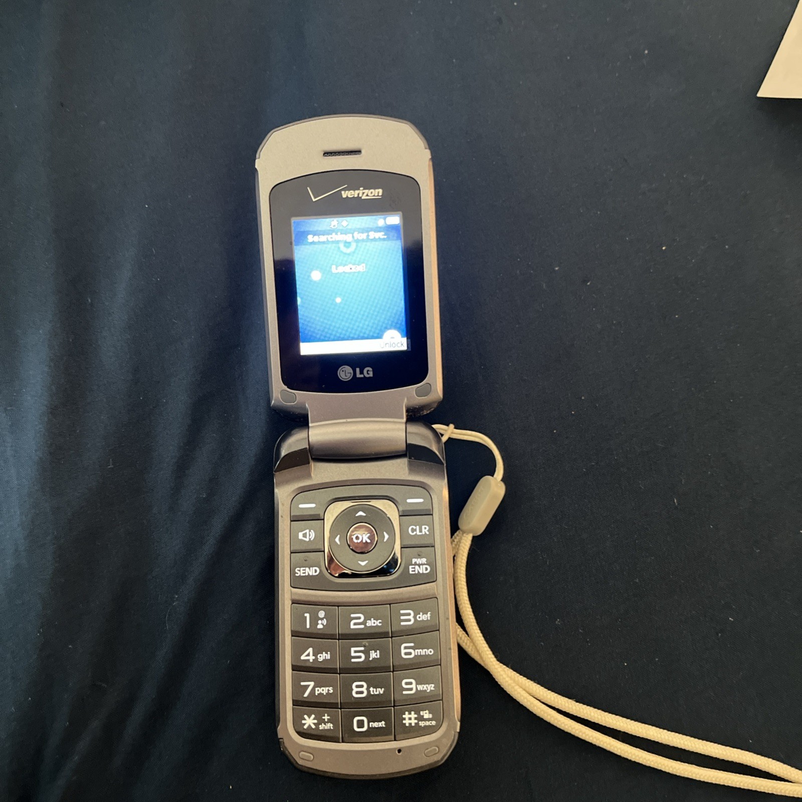 LG Accolade VX5600 – Gray ( Verizon ) Cellular Flip Phone PASSCODE LOCKED!