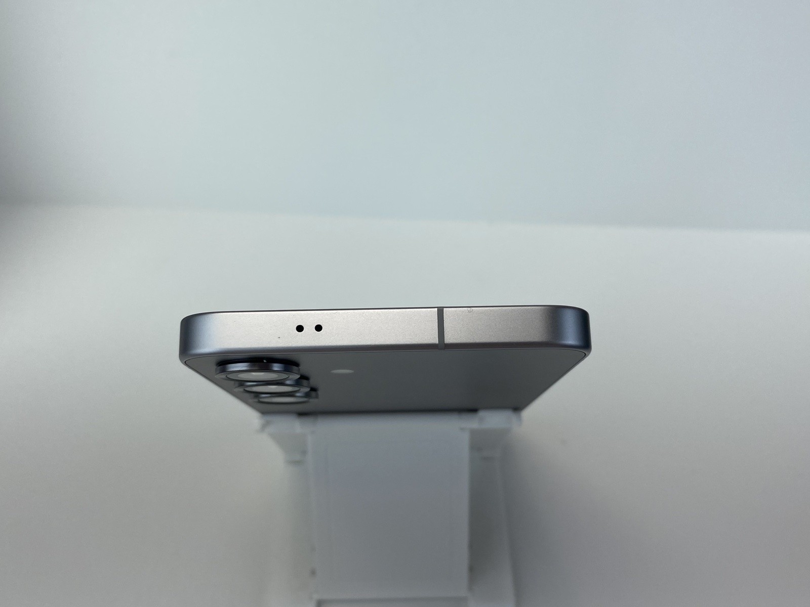 Samsung Galaxy S25 SM-S931U1 128GB Silver Shadow Warranty Mint Factory Unlocked