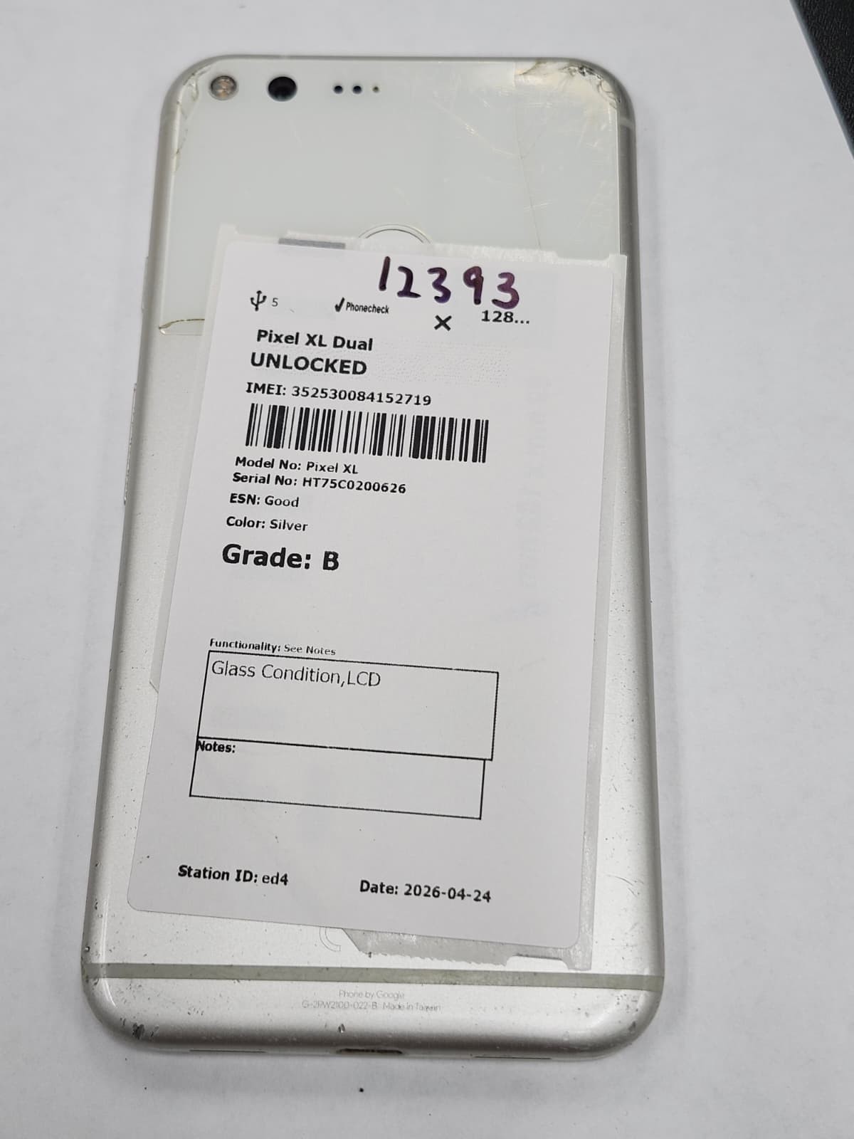 DEFECTIVE – Google Pixel XL – Silver- Unlocked – 12393