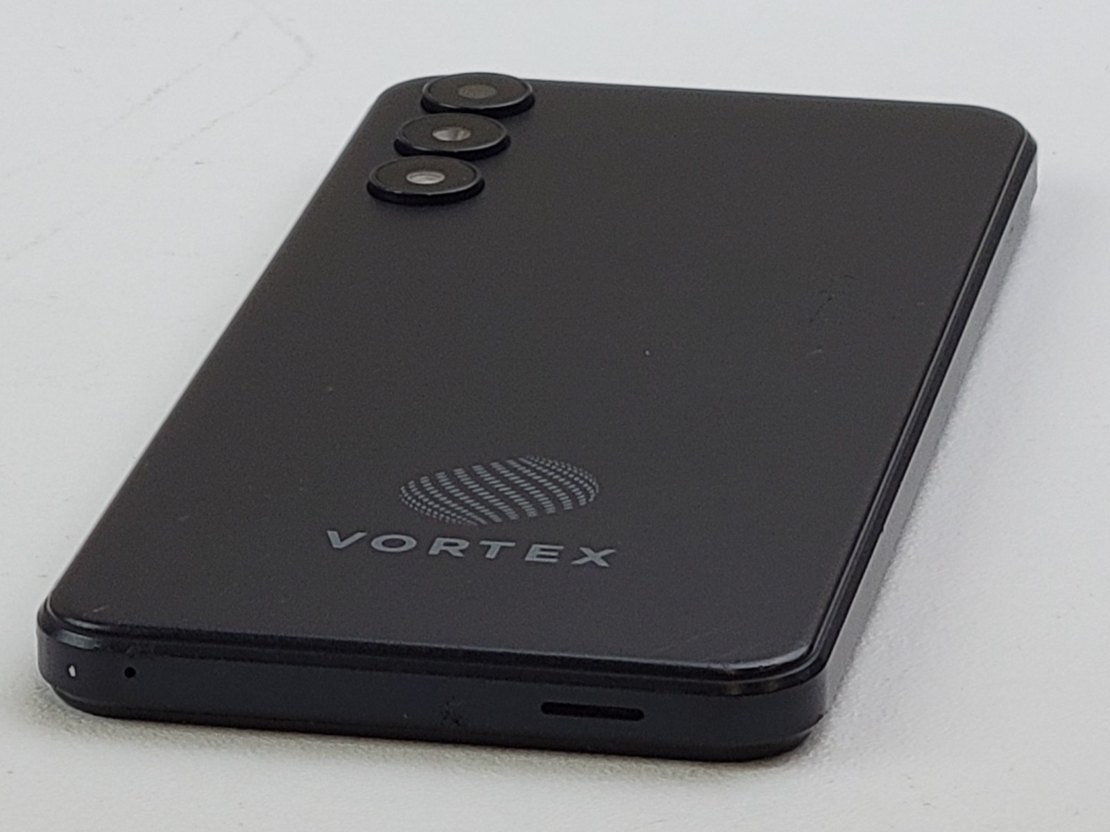 (B-STOCK) Vortex CB68 – 16GB – Black (CARRIER UNKNOWN) Dual SIM Smartphone