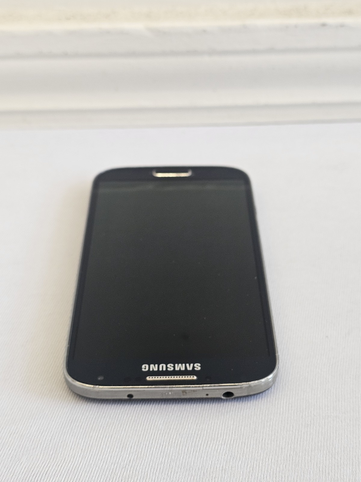 Samsung Galaxy S4 SCH-I545 Smartphone Carrier – Verizon Storage – 16GB Micro USB