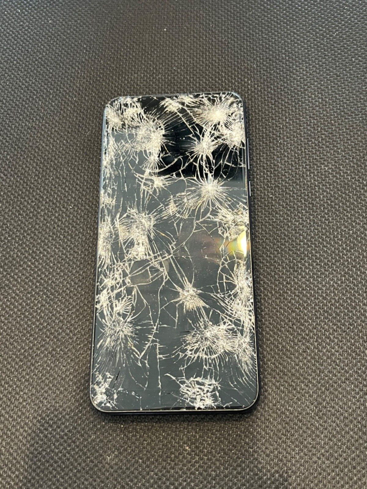 Motorola moto G Play (2023) – 32GB – Navy Blue (Boost Mobile), damaged