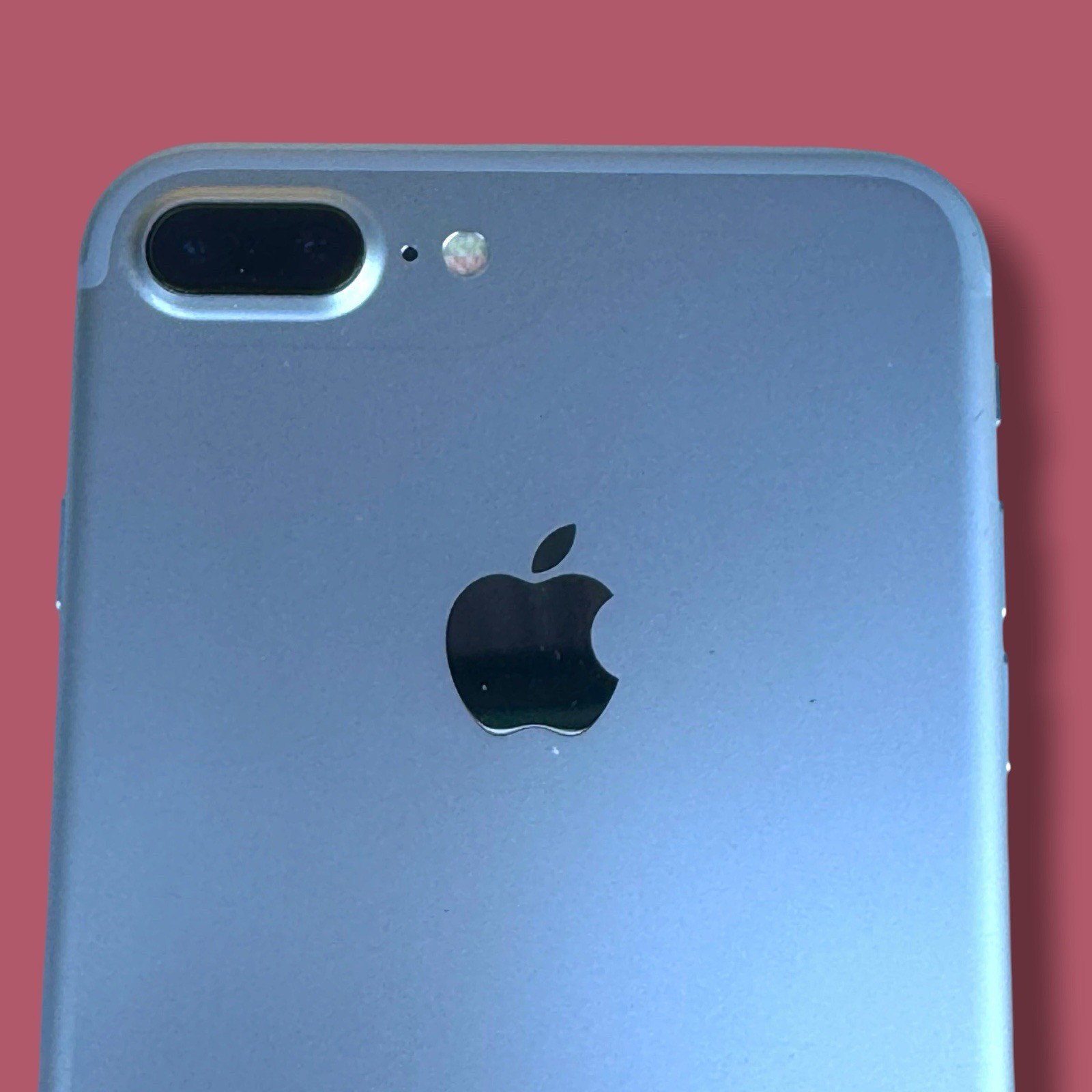 Apple iPhone 7 Plus A1784 Silver *NOT SURE ON STORAGE CAPACITY *AS IS