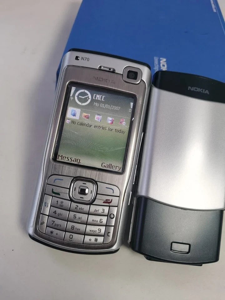 Nokia N70 Fashion Cell Phone Camera 3G 2.4″ Bluetooth FM Music Phone