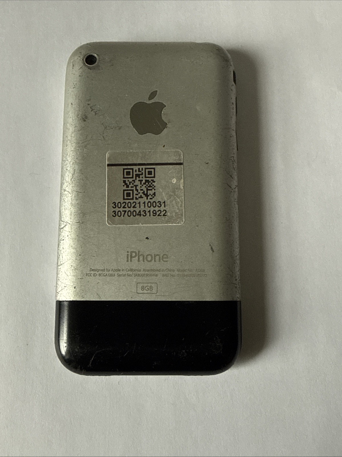 Apple iPhone 1st Generation – 8GB – Black – A1203 (GSM)