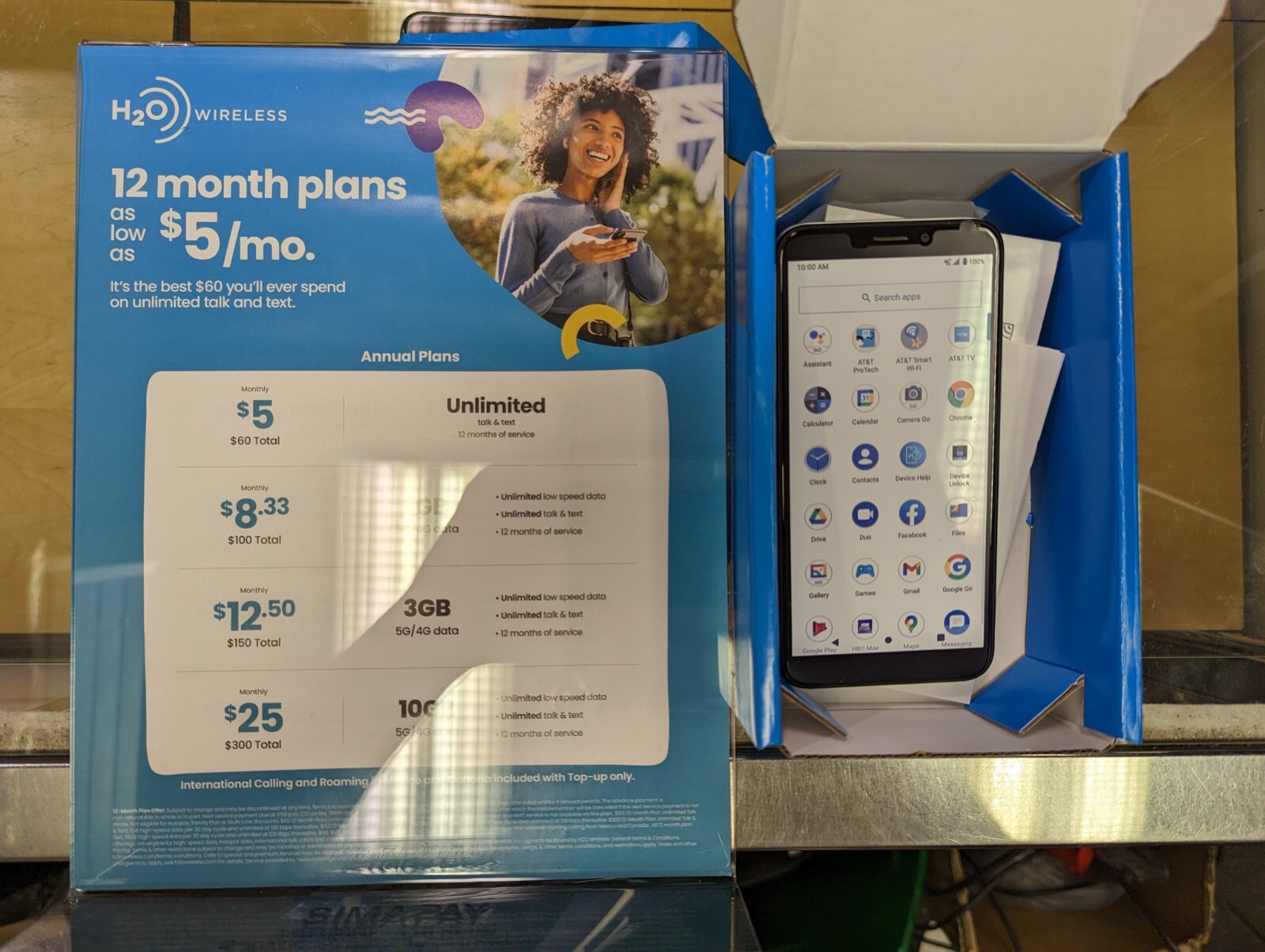 AT&T Calypso 2 32GB Satin Silver w/1-year H20 Mobile phone service