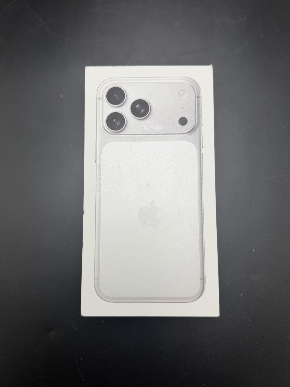 NEW Sealed – Apple iPhone 17 Pro Max – 256GB – Silver (AT&T)
