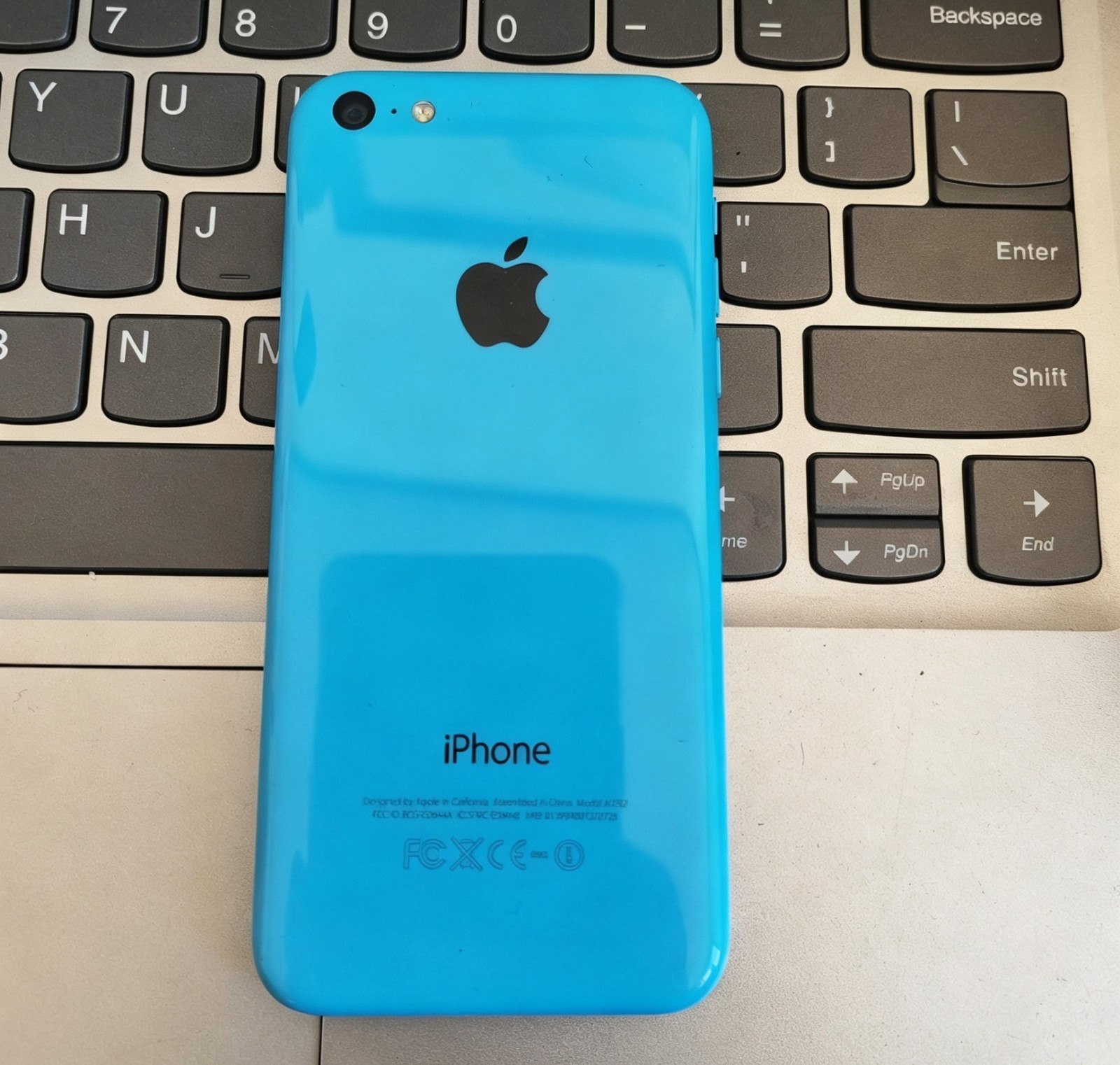 Apple iPhone 5c Unlocked 8GB/16GB/32GB iOS 10 Smartphone Tested All Colors