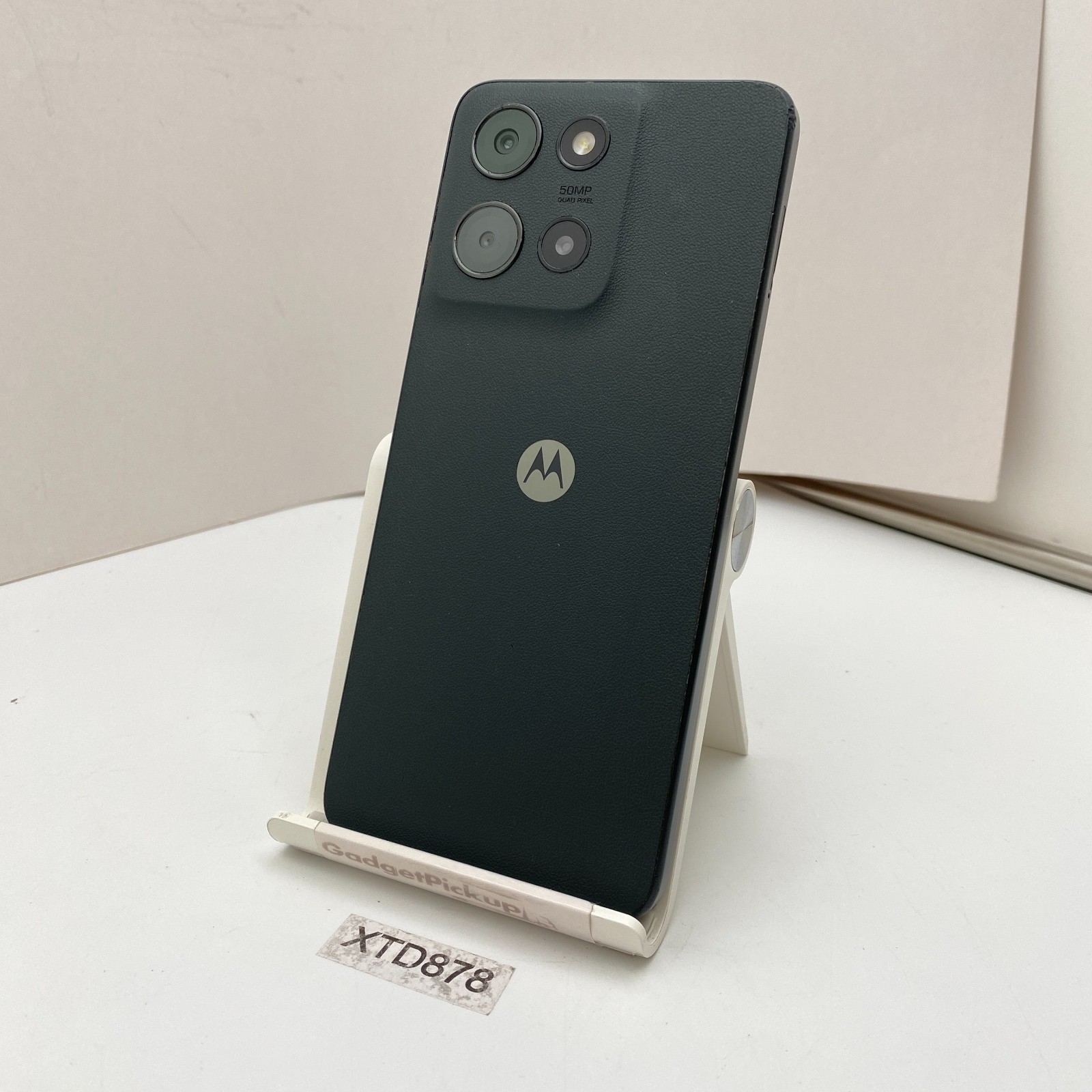 Motorola Moto 2025 – 128GB – Forest Gray (Unlocked) XT2513 – CRACKED SCREEN