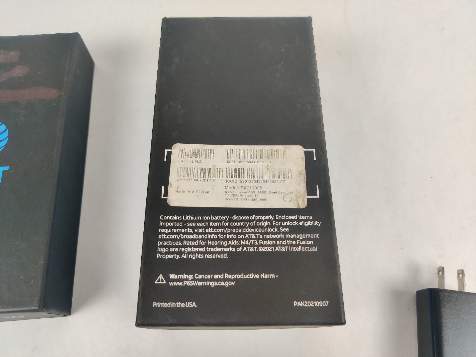 (USED) AT&T Fusion 5G (EA211005) 64GB – Silver (AT&T) Smartphone – Clean IMEI