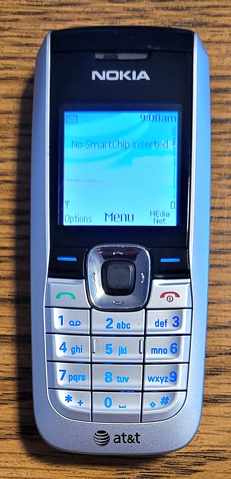 Nokia 2610 – Silver and Black ( AT&T ) Cellular Phone w/ “SIMS 2 Castaway” Game