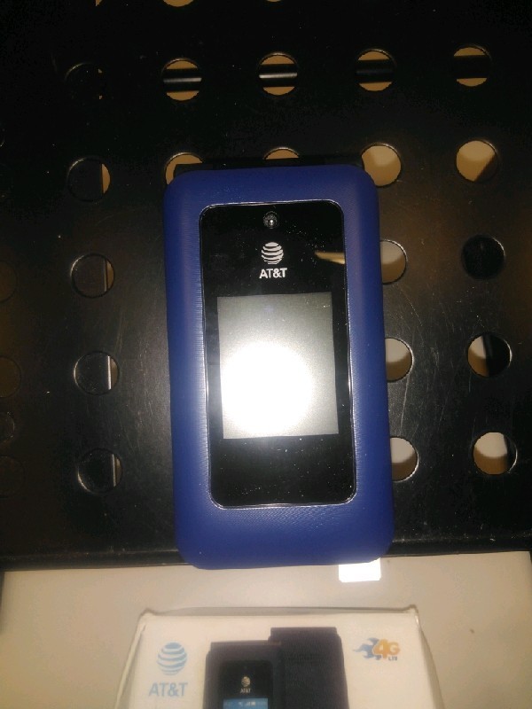 AT&T Cingular Flex 2 Smart Flip Phone Classic Navy 2.8 Screen Unlocked 4GB KaiOS