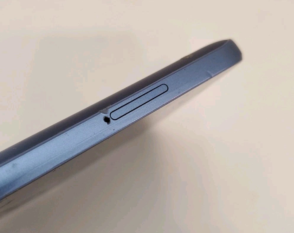 Motorola Moto G XT2317-3 Midnight Blue 128GB – For Parts, Broken Screen