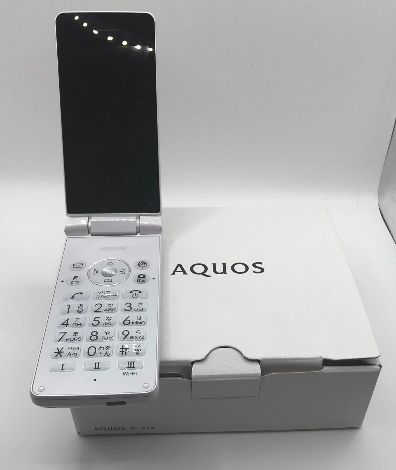 Mint SHARP AQUOS Keitai 3 flip phone 805SH 806SH Softbank Unlocked White SIMFree