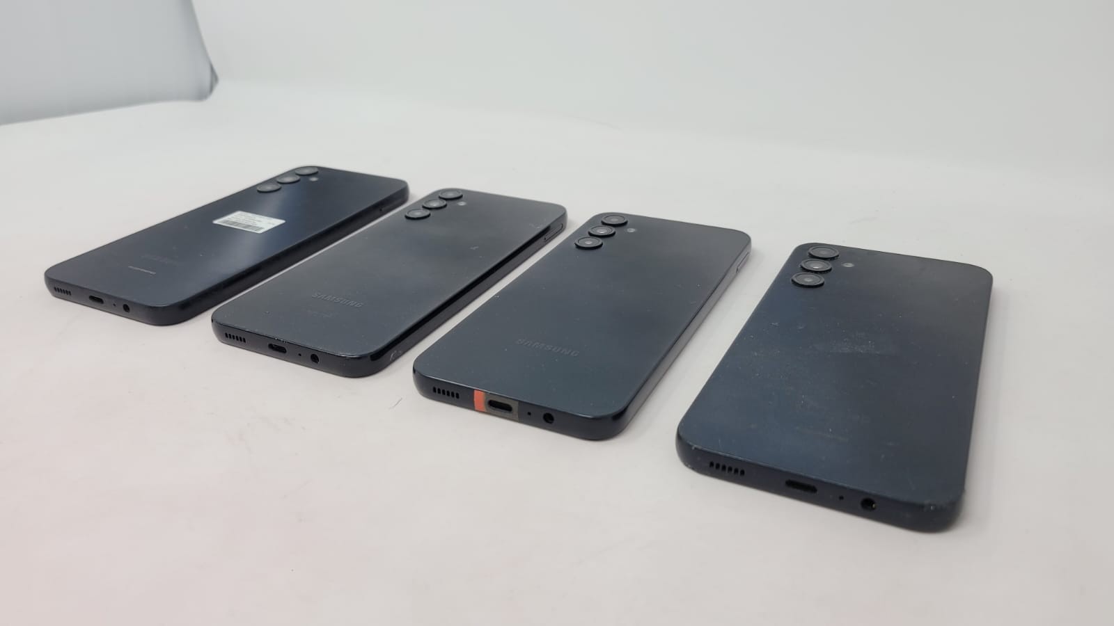 Samsung Galaxy A14 5G SM-A146U 64GB 4GB TracFone Locked Black VeryGood Condition