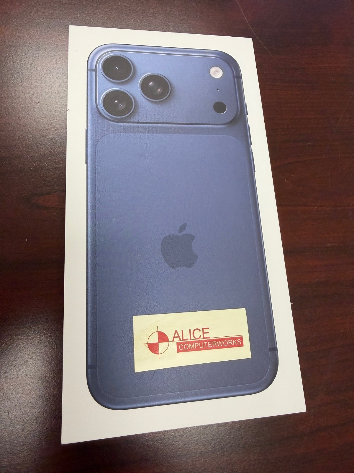 Apple iPhone 17 Pro Max 6.9″ with Physical Sim A3526 256GB Blue Unlocked On Hand