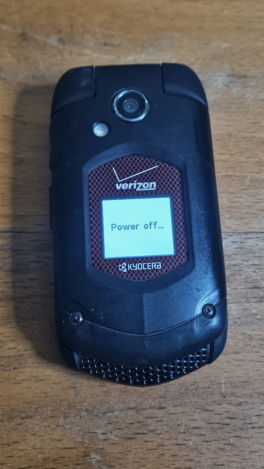 Kyocera DuraXV+ E4520 PTT, Black & Red 4GB Flip Cellular Phone 3G