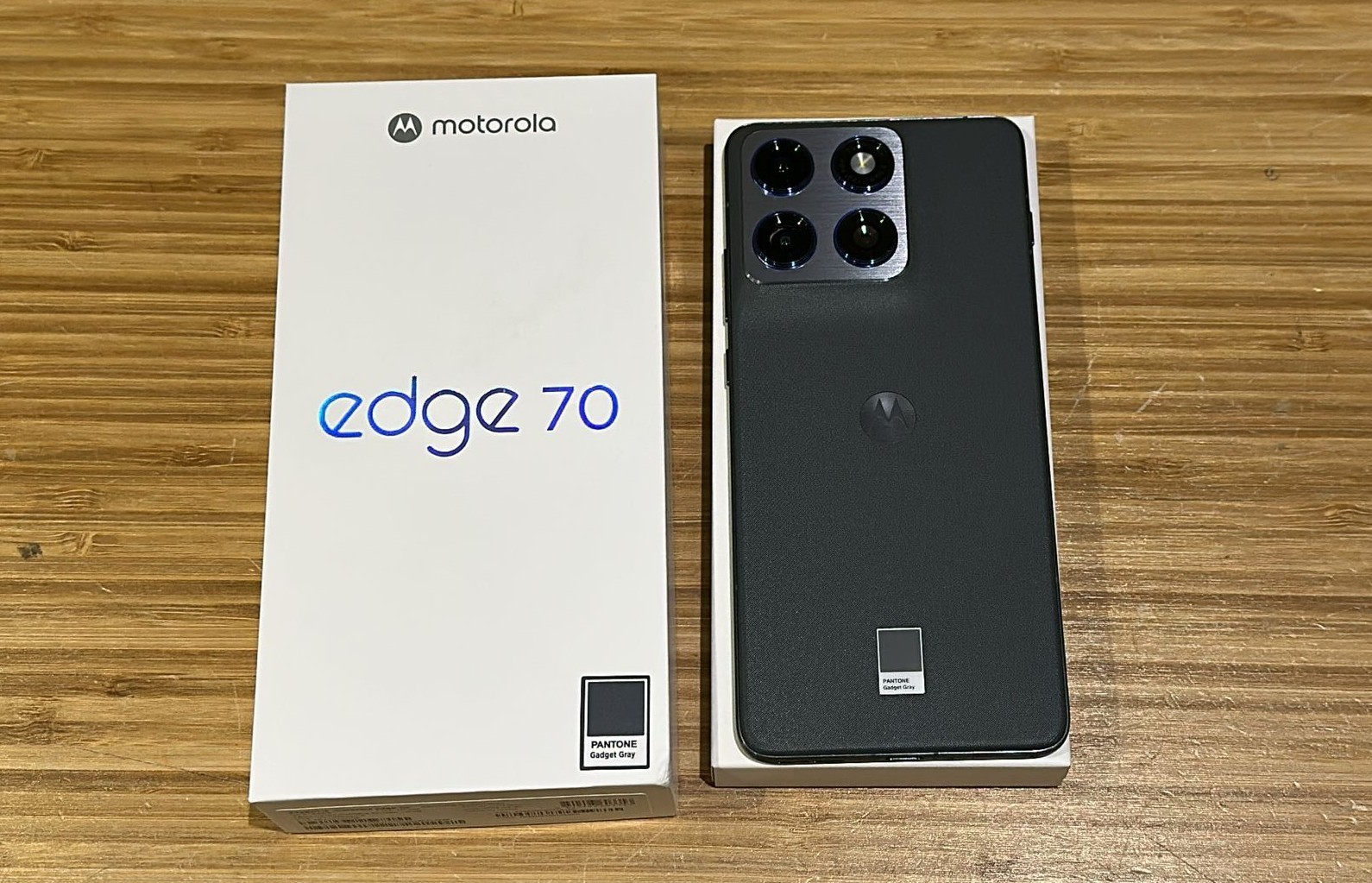 Motorola edge 70 5G (XT2601-2) 512GB + 12GB 6.67″ Android GSM Unlocked – Grey