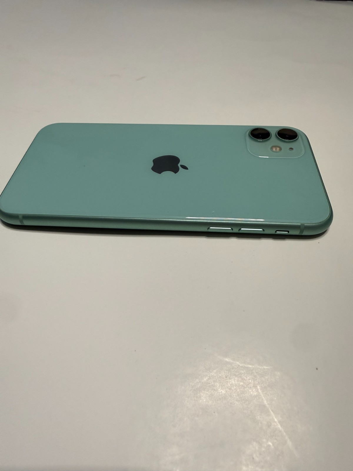 Apple iPhone 11 Green A2111 128GB Unlocked – Excellent No Original Box